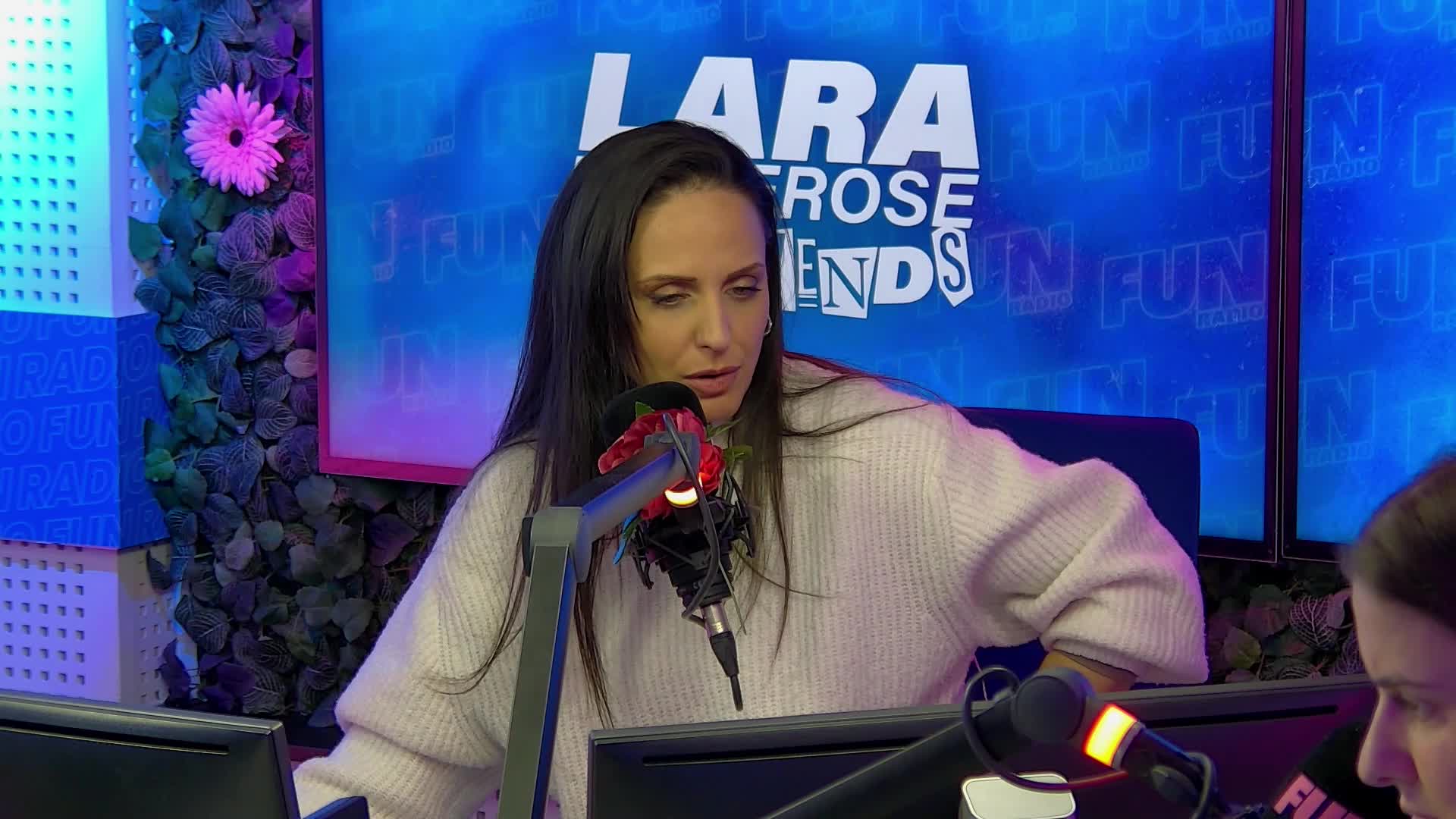 Lara Bellerose & Friends